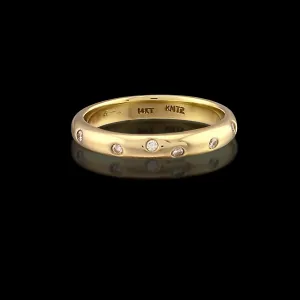 14k Yellow Gold Round Brilliant Diamond 2.9mm Etoile Style Band Ring