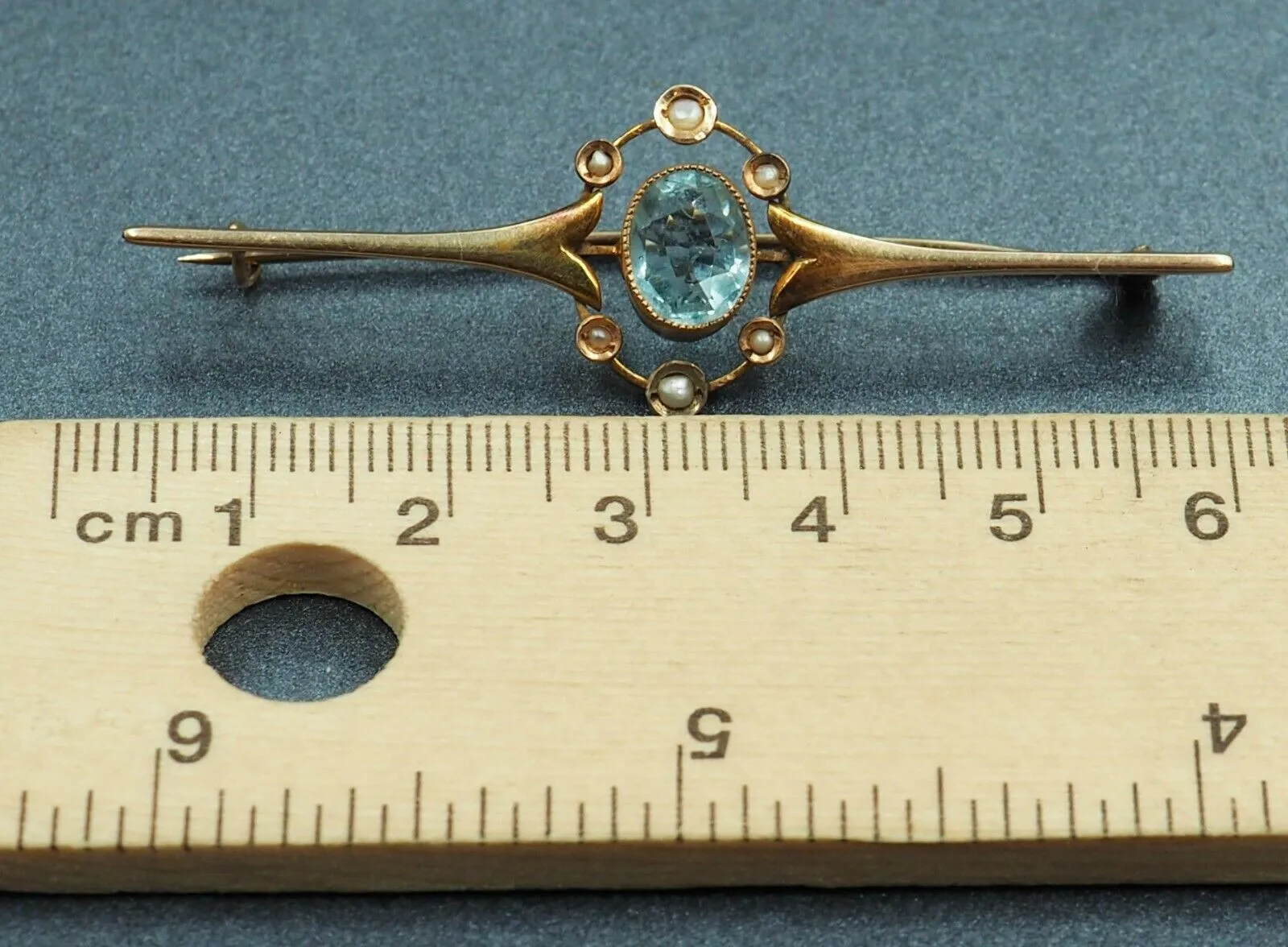 15ct Yellow Gold Seed Pearl & Blue Paste Brooch