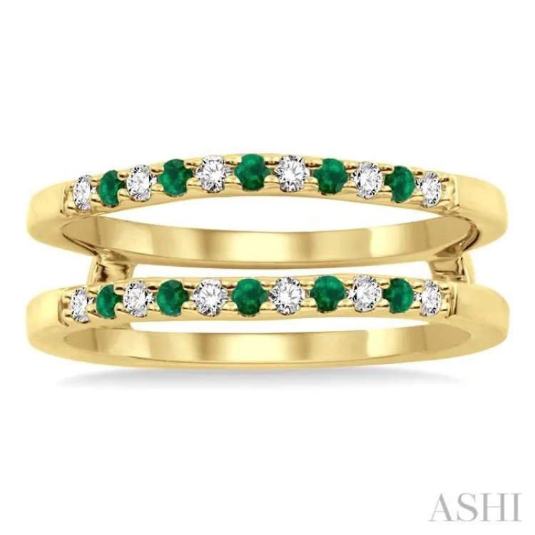 1/6 ctw Round Cut Diamond and 1.45MM Emerald Insert Precious Ring in 14K Yellow Gold