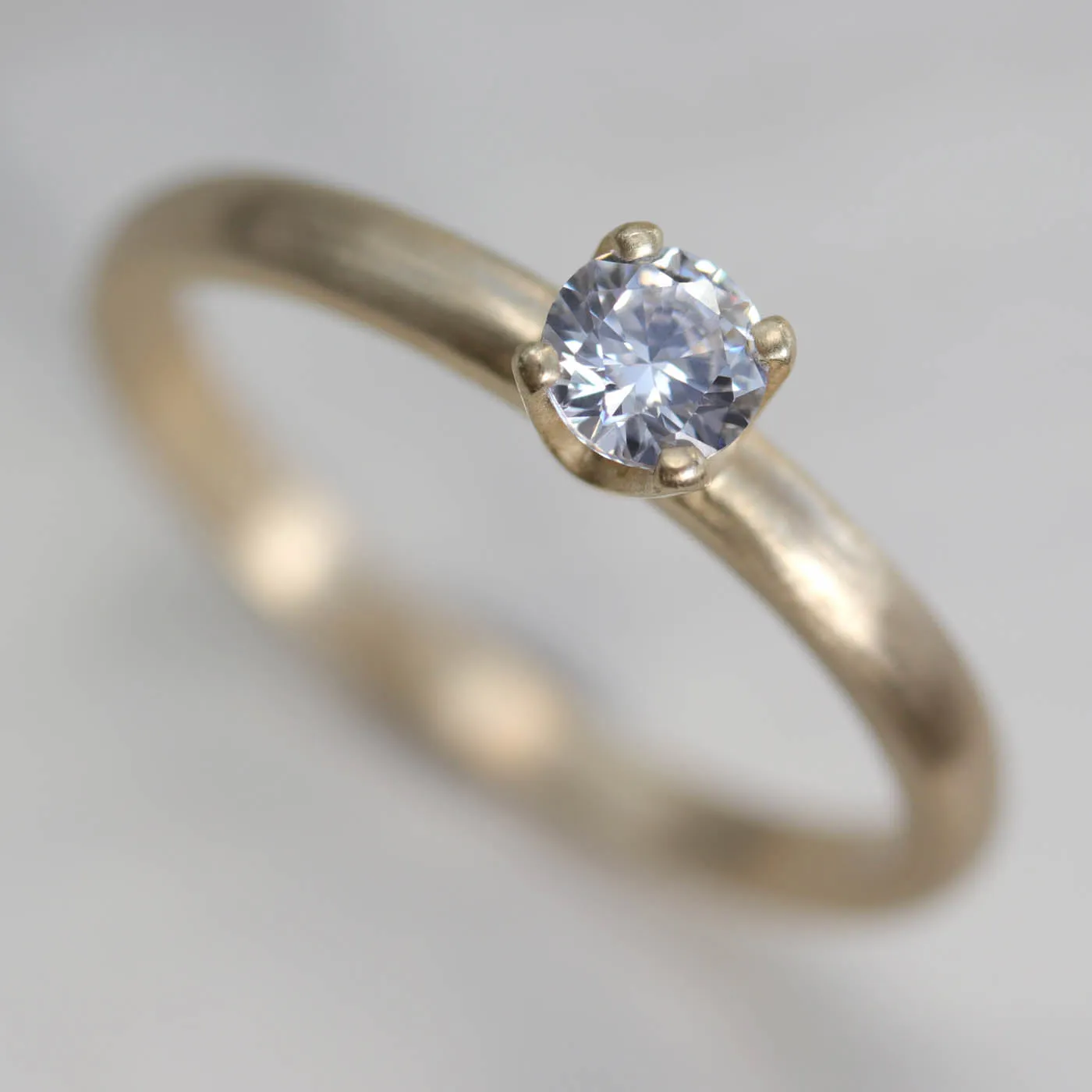 4mm Crown Solitaire