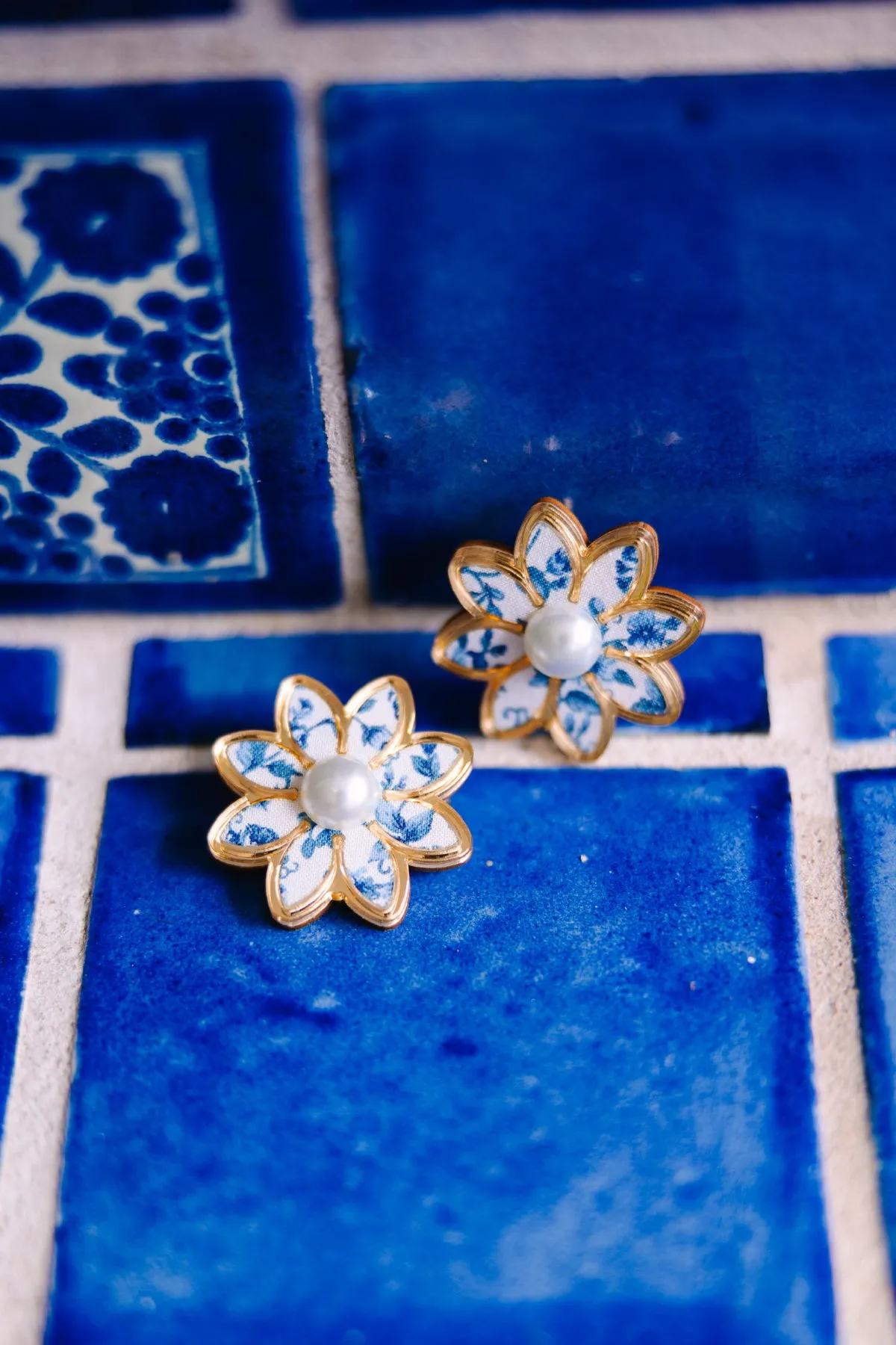 Bohemian Gemme: Flowers Of Love Blue Stud Earrings