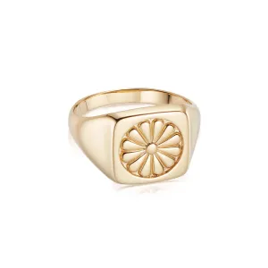 Daisy Bloom Signet Ring 18ct Gold Plate