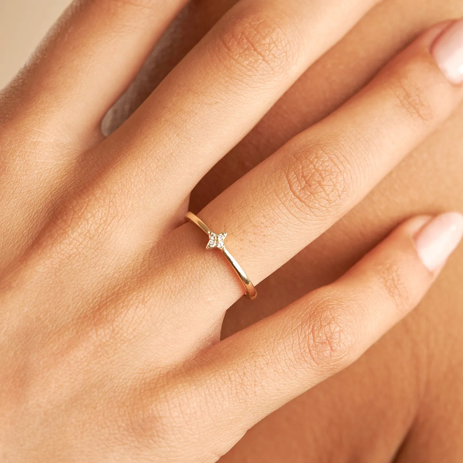 Mars Ring With White Diamonds