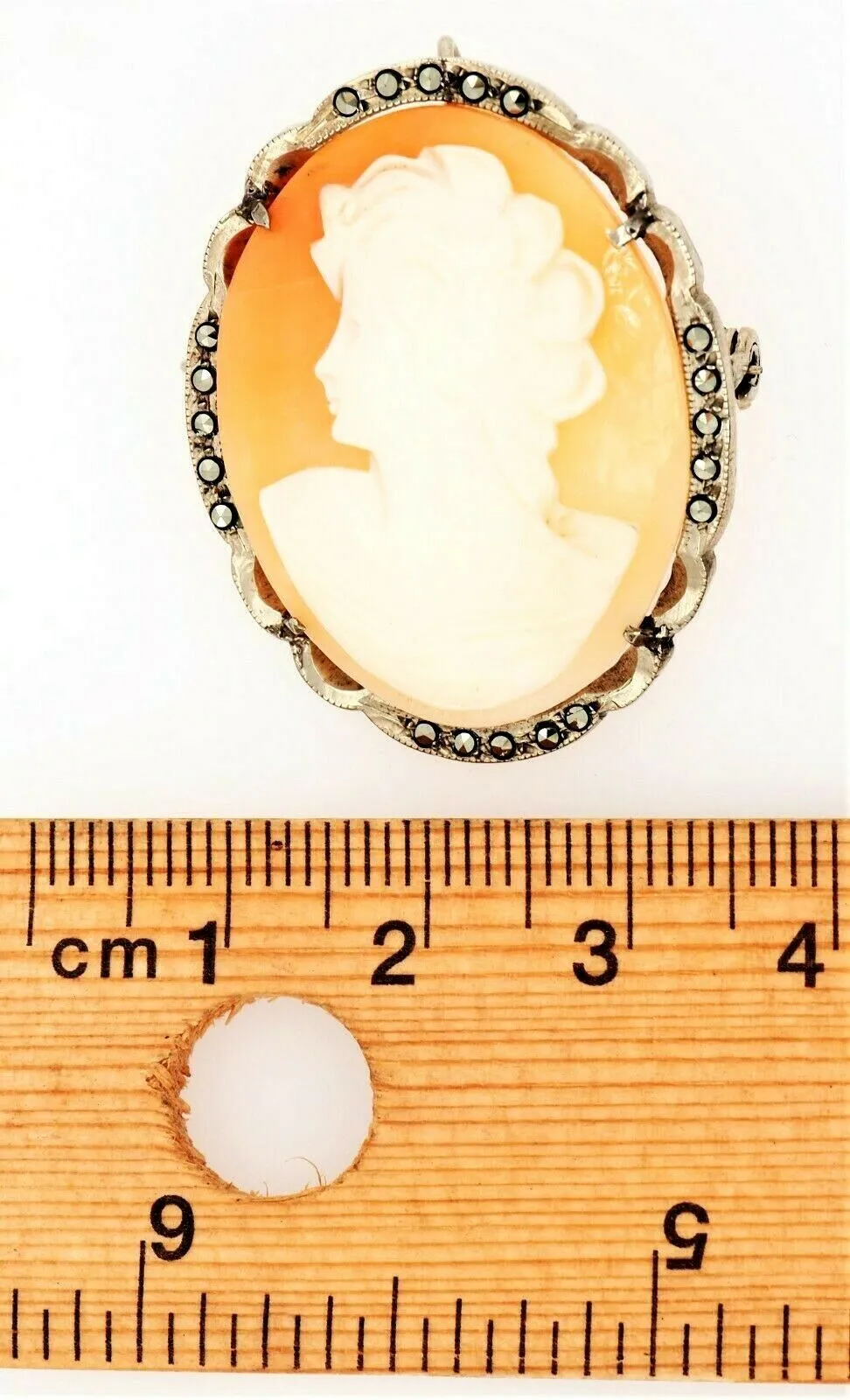 Sterling Silver Shell Cameo & Marcasite Brooch/Pendant