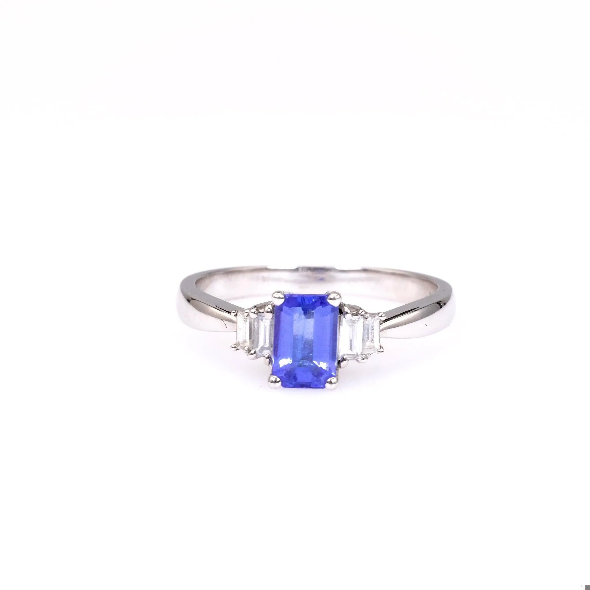 Tanzanite Diamond 18k White Gold Ring