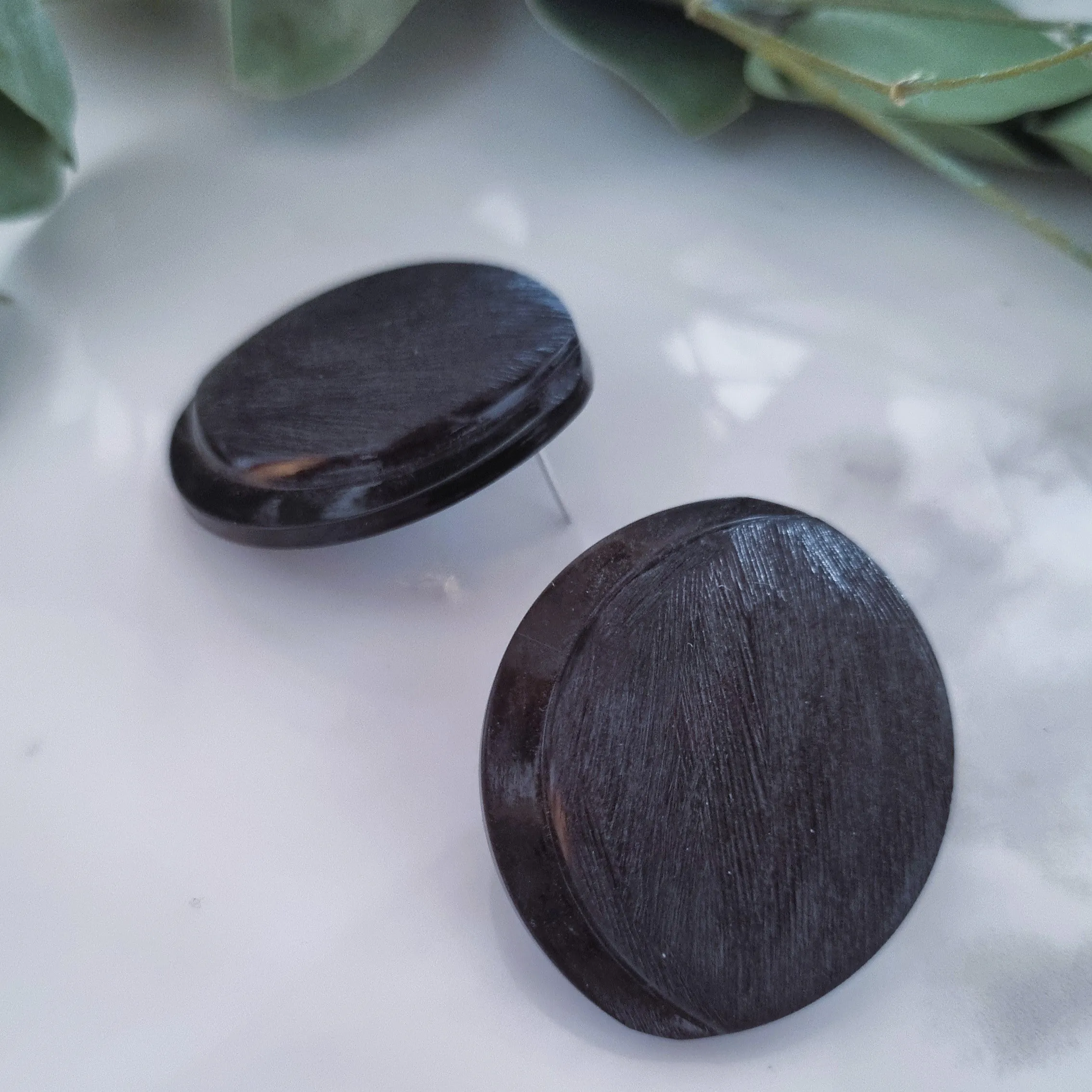 Vintage earrings - Black oval