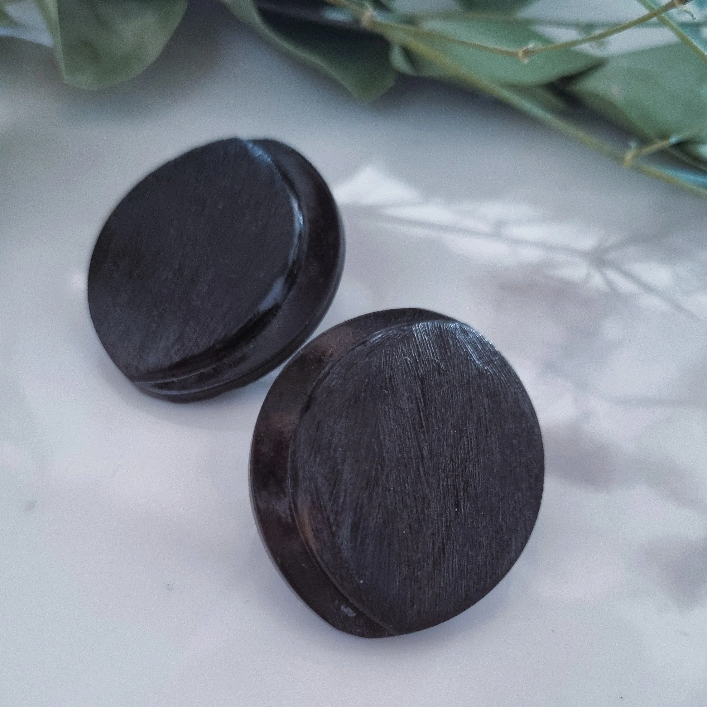 Vintage earrings - Black oval