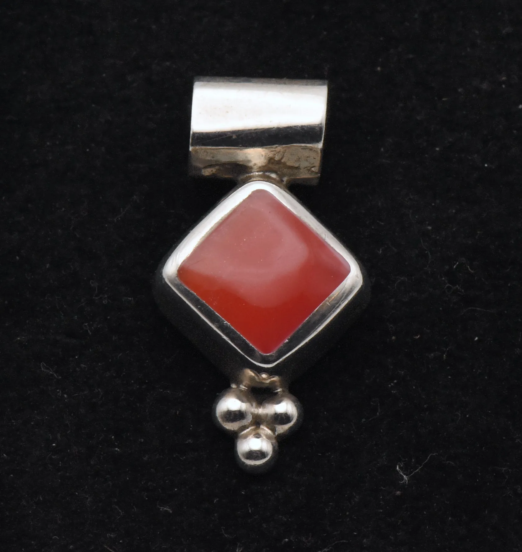 Vintage Inlaid Carnelian Sterling Silver Pendant